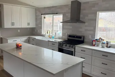 Image de Mountainside Cottage:Views - Private Hot tub - 2 min to Little Cottonwood Canyon