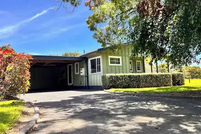 Image de Evergreen Estate Muriwai Valley - peaceful comfortable country setting.