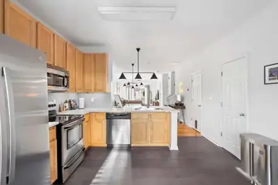 Image de Spacious 2-Bedroom in Charlotte’s Noda Neighborhood w/ Private Garage