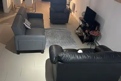 Image de Chateauguay 20 min centre ville de Montreal! Station de Charge! Casino 10 Minutes