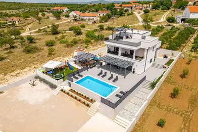 Image de Villa Katarina with pool and jacuzzi