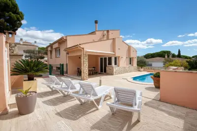 Image de Alizea : Maison avec piscine à L'Escala
