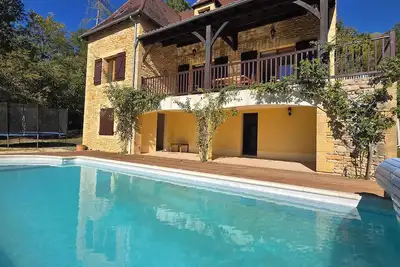 Image de L'hirondelle et sa piscine privée chauffée.