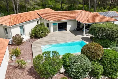 Image de Villa spacieuse avec piscine & studio indépendant – Nature & calme absolu
