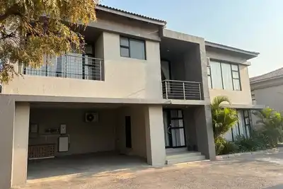 Image de Roma park double story villa