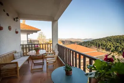 Image de Alonia Forest House - Lake Plastira Getaway