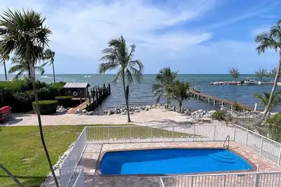 Image de Turtle Cove Escape, a Gulf Front Pool home, 110' Dock and Fabulous Views!