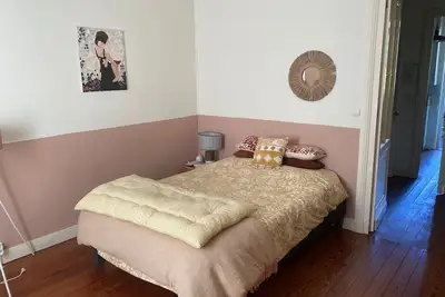 Image de Maison - double échoppe Bordeaux quartier Nansouty - jardin, rue très calme