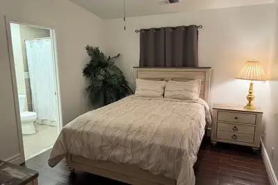 Image de Soothing 3-bedroom house with Ac in charming Merced