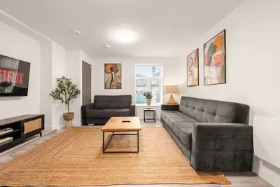 Image de Central Manchester Haven | City Views | Sleeps 4