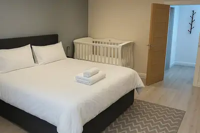 Image de Spacious 2-Bed Apartment Near Heaton Park