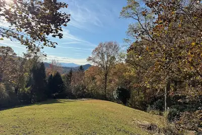 Sunsets, Mountain Views & Space to Slow Down