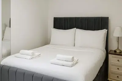 Well-Located Two Bedroom Apartment in Ramsbottom