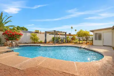 Image de 3br Home w/ Saltwater Pool & Firepit Near Westgate and State Farm Stadium