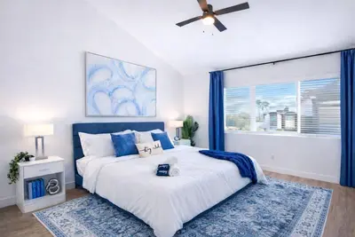 Image de Luxury 3br: Pool· King Beds· Spacious· Quiet· Garage· Close to Airport & OldTown