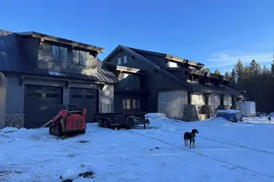 Image de Yellowstone Adventure Lodge - ready June 2026!