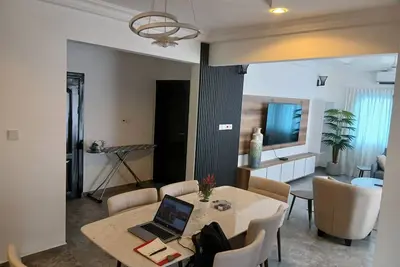 Image de Cozy 3-bedroom Penthouse Apartment at a prime area in Accra, East Airport
