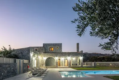 Image de Ampelonas Vilana stone vila Nature-inspired retreat!