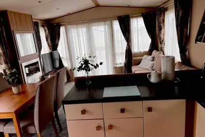 Image de Escapade paisible à Whitley Bay avec piscine intérieure commune