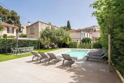 Image de Superbe villa avec piscine et espace bien-être