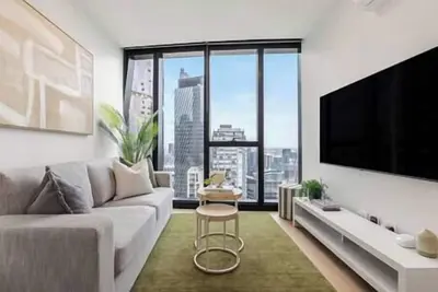 Image de Designer 1br + Sofa Bed in Aspire | Skyline Views