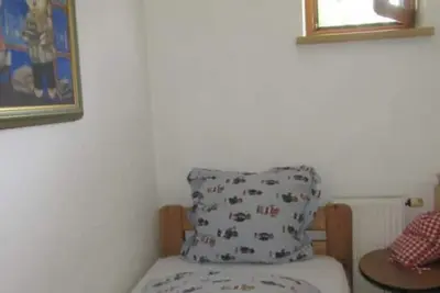 Image de Kaiserwinkl vacation apartment in the countryside - your retreat with mountain views in Kössen