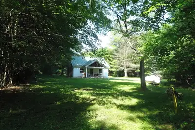 Image de Tionesta Hy Cabin A Rustic 3 Bedroom that sleeps 10