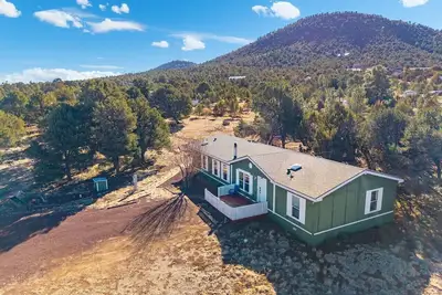 Image de Williams Woods Home • 40 Min to Canyon