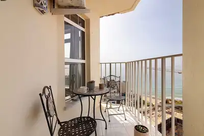 Image de Appartement 'Camões 11 D' avec vue mer, Wi-Fi, climatisation et piscine