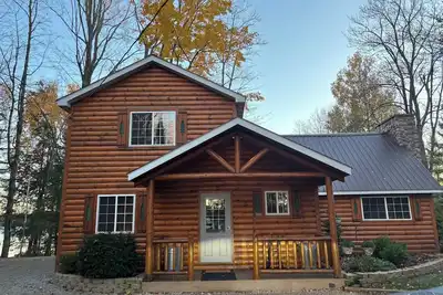 Image de Terrific 3-bedroom cabin in pleasant Wetmore for a cozy stay