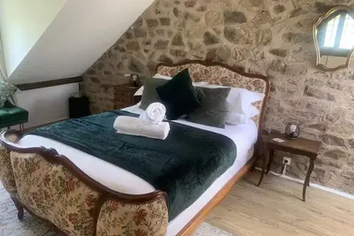 Image de Our Lovely Wishing Well cottage made for 2