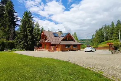 Image de Appartement pour 4 personnes avec vue sur jardin