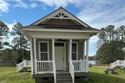 Image de 2 Bedroom Cottage at Coles Point Marina