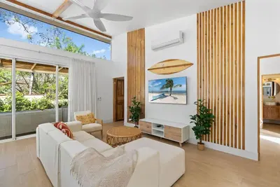 Peaceful Jungle Escape with Private Pool