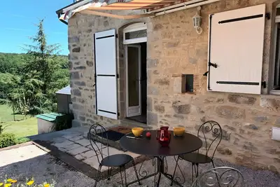 Image de Studio « Maison Périgord Noir Proche Sarlat » avec piscine et jardin privé