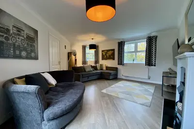 Image de Bracknell / Wokingham Charming Three Bedroom House