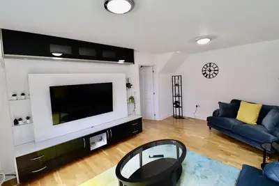 Image de Spacious 5 Bedroom Home in Langley