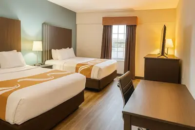 Two Queen Beds (Non Smoking)