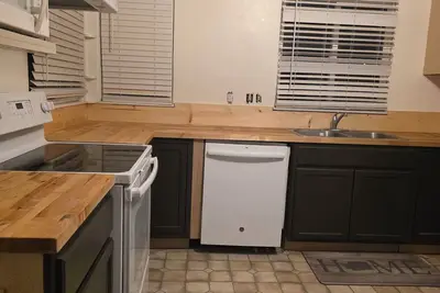 Image de Spacious 4-bedroom house in Omak- Ac, gym, large parking