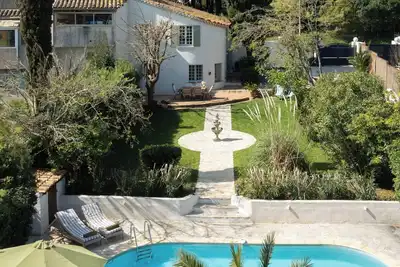 Image de Maison Fruitier with pool at only 10 meters from the beach in Sainte-Maxime