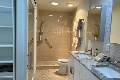 Image de Renovated -2bd/2br house- close to Mayo & Tpc Sawgrass Golf