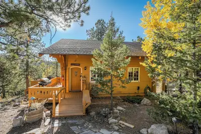 Image de Lakeview, Fire Pit, Deck & Grill