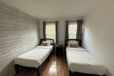 Image de Cozy 4br/3b Gameroom Townhouse by the Lake - Gaithersburg, Maryland