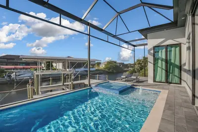 Image de Villa510~3 En-Suites~Gulf Access, Heated spa~pool