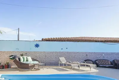 Image de Suite em Guriri Norte com Piscina e Churrasqueira