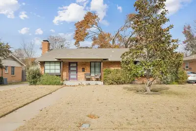 Utd Base Camp | 15 min from Smu