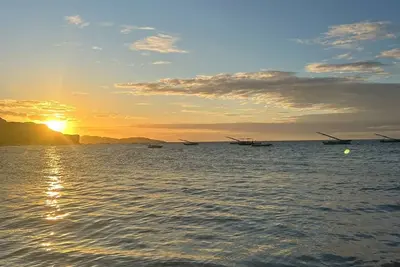 Image de Relax with incredible views, 80 meters from the sea, pet-friendly.