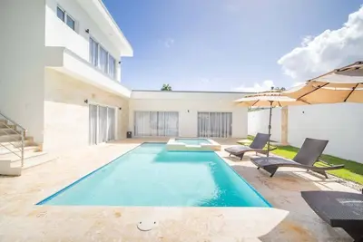 Image de First class 4br King Size Villa in Sosua town!