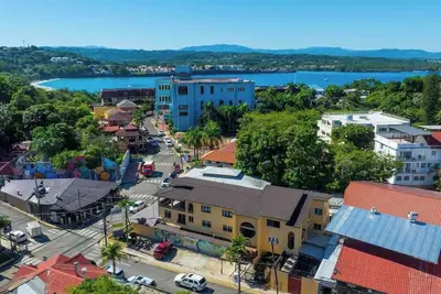 Image de Huge Balcony Apt next to Hard Rock Cafe and Beach!