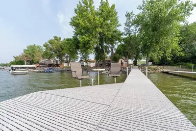 Image de Lake It Easy Hideaway house on Lake Madison